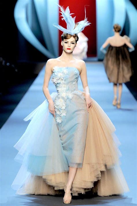 john galliano 2005 maison dior|christian Dior spring collection.